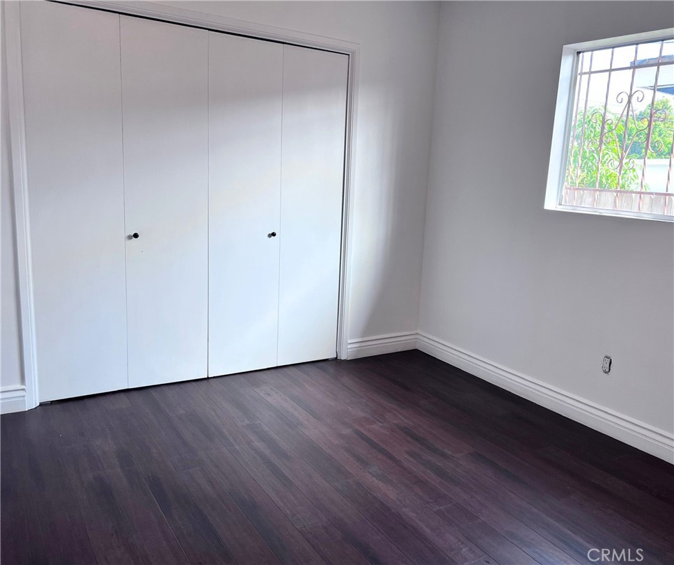 Residential Lease for rent at 4515 W 137th, Hawthorne CA featuring 5 beds and 4 baths