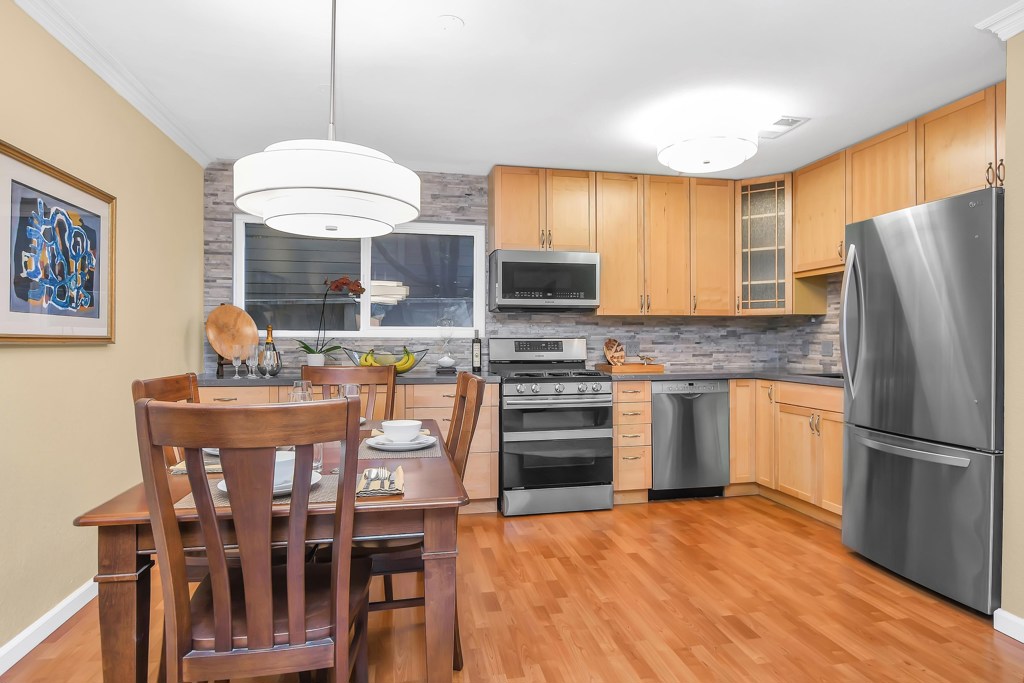 Residential for sale at 128 128 Ascot Ct C, Moraga CA featuring 1 bed and 1 bath