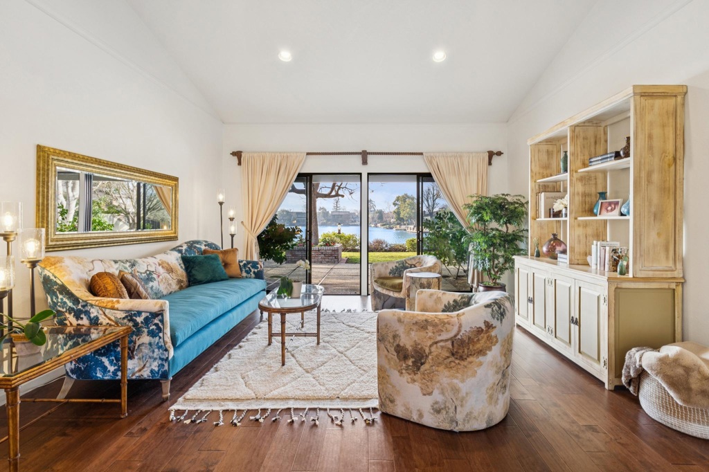 Residential for sale at 3917 3917 Five Mile Dr, Stockton CA featuring 3 beds and 2 baths