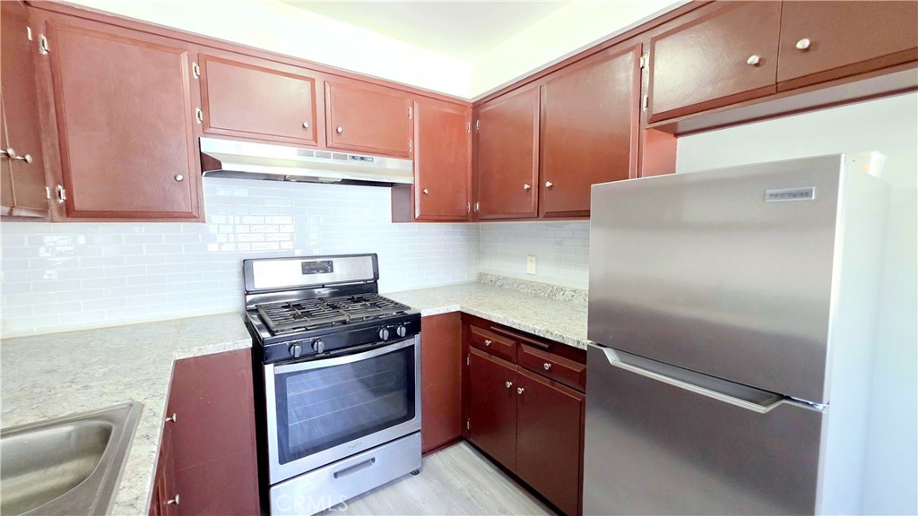 Residential Lease for rent at 418 N Marguerita Avenue F, Alhambra CA featuring 2 beds and 1 bath