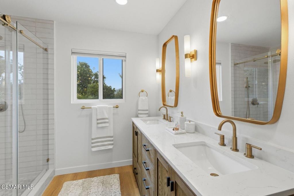 Residential Lease for rent at 822 Rim Crest Drive, Westlake Village CA featuring 3 beds and 2 baths