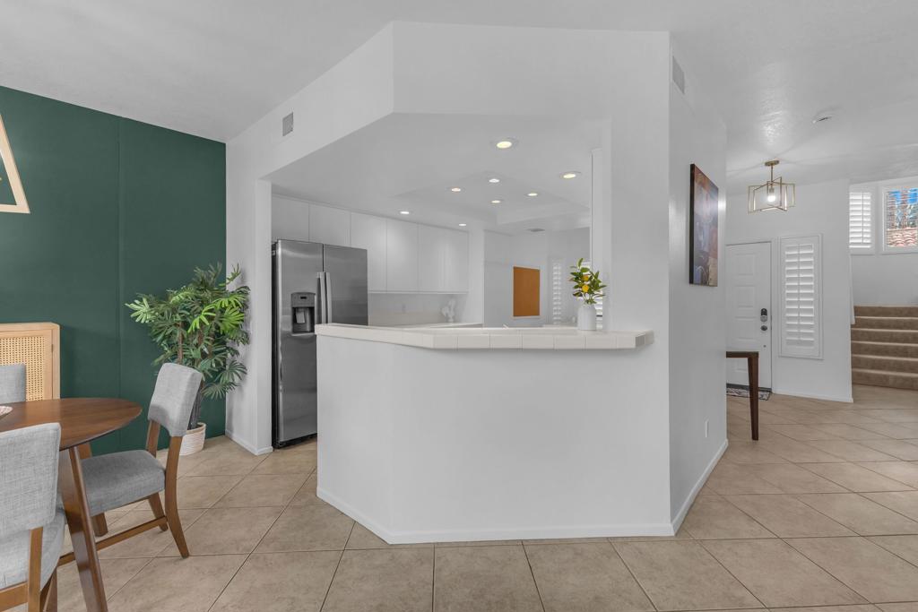 Residential for sale at 55243 Tanglewood, La Quinta CA featuring 2 beds and 3 baths