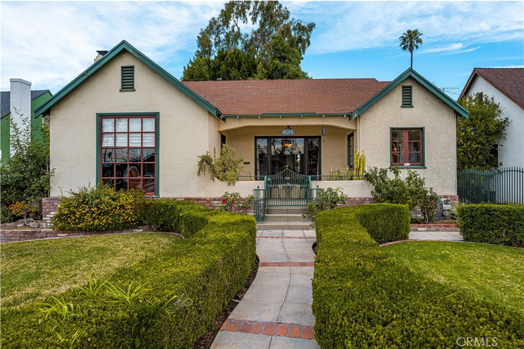 Residential for sale at 4545 Sunnyside Drive, Riverside CA featuring 2 beds and 2 baths