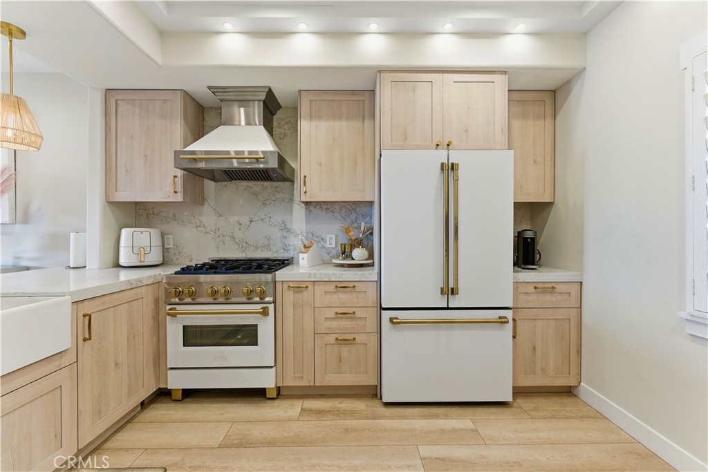 Residential for sale at 200 Pacific Coast Hwy 418, Huntington Beach CA featuring 2 beds and 2 baths