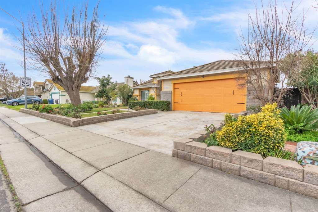 Residential for sale at 14061 14061 Jasper St, Lathrop CA featuring 3 beds and 2 baths