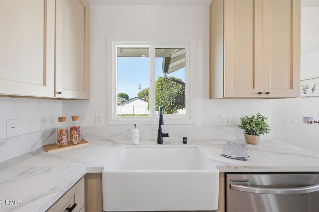 Residential for sale at 3813 Lincoln Avenue, El Monte CA featuring 2 beds and 1 bath