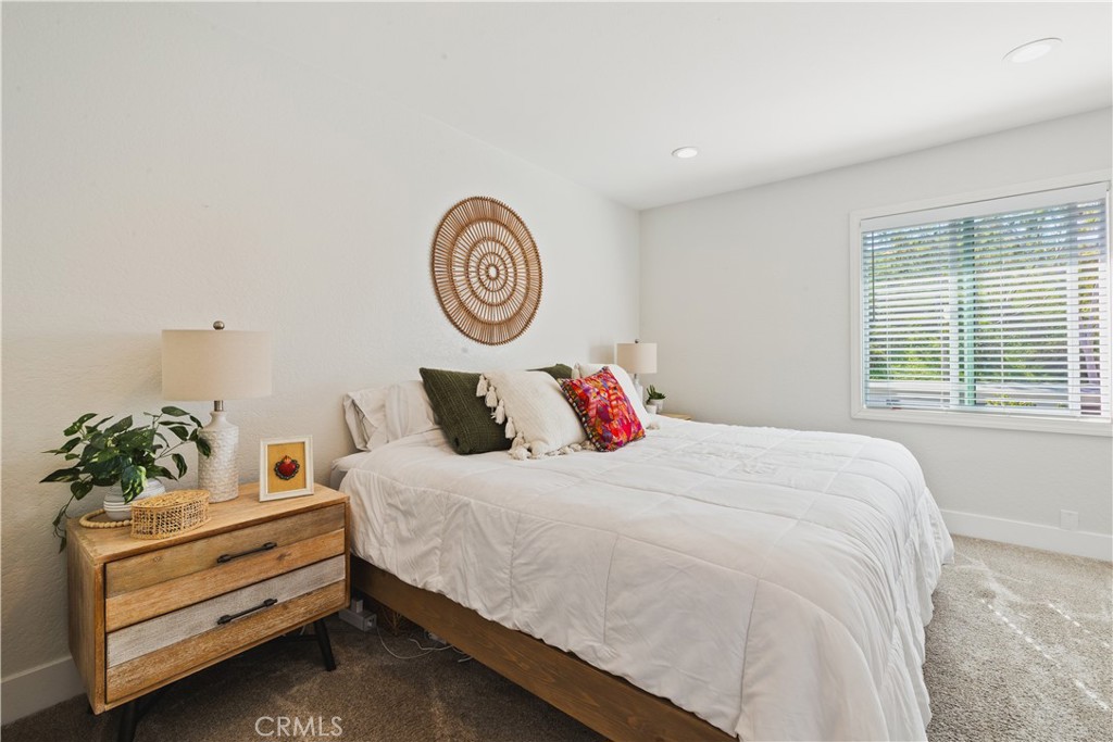 Residential for sale at 20702 El Toro 290, Lake Forest CA featuring 2 beds and 2 baths