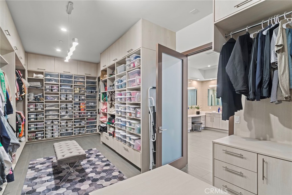 Residential for sale at 15641 Meadowgate, Encino CA featuring 5 beds and 6 baths