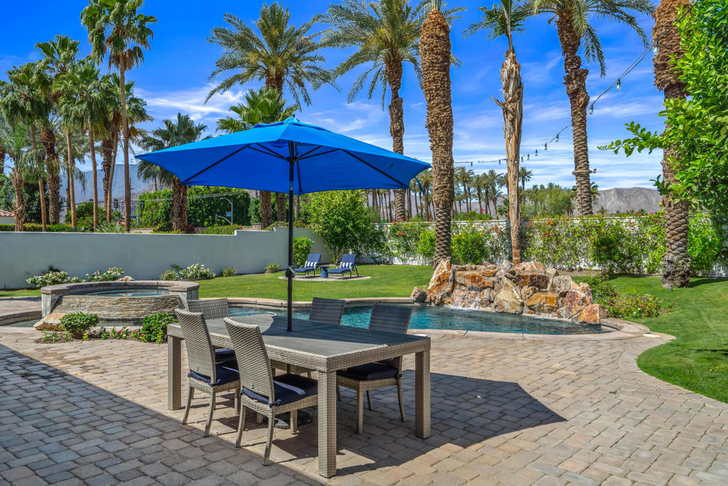 Residential for sale at 80030 Via Valerosa, La Quinta CA featuring 3 beds and 4 baths