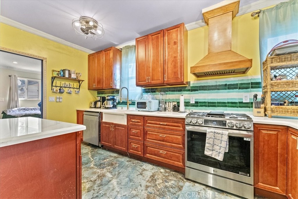 Residential for sale at 4026 Josephine, Lynwood CA featuring 3 beds and 1 bath