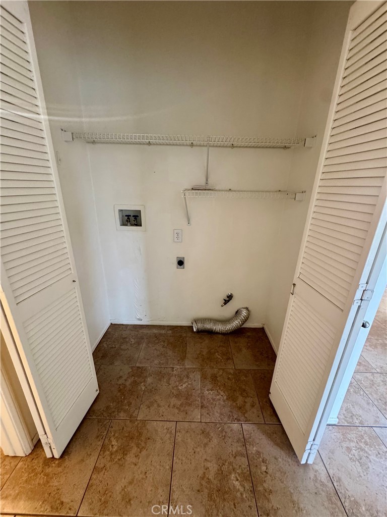 Residential Lease for rent at 11670 Oak Street, Apple Valley CA featuring 2 beds and 2 baths