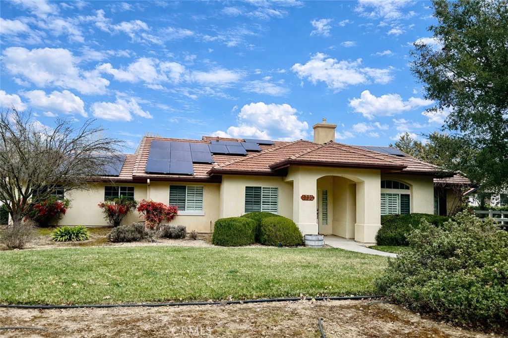 Residential for sale at 1730 Sandalwood, Templeton CA featuring 3 beds and 2 baths