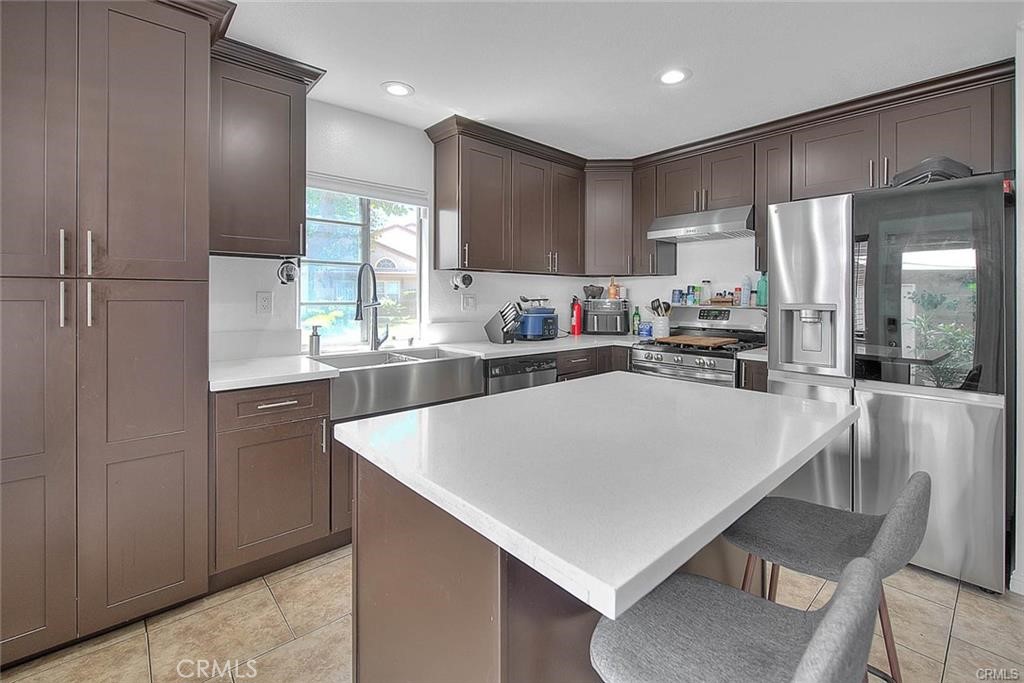 Residential for sale at 12541 Pinehurst, El Monte CA featuring 3 beds and 3 baths