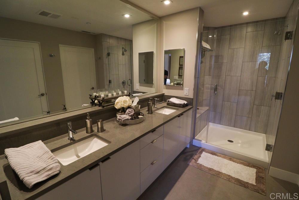 Residential for sale at 2665 5TH Avenue 304, San Diego CA featuring 2 beds and 3 baths