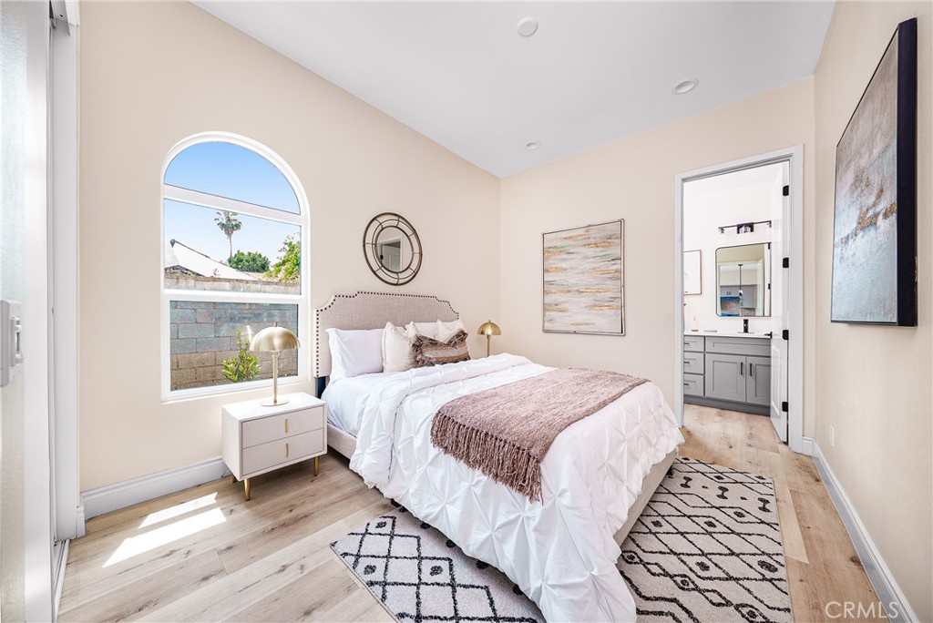 Residential Lease for rent at 2709 Cogswell, El Monte, Los Angeles County CA featuring 4 beds and 5 baths