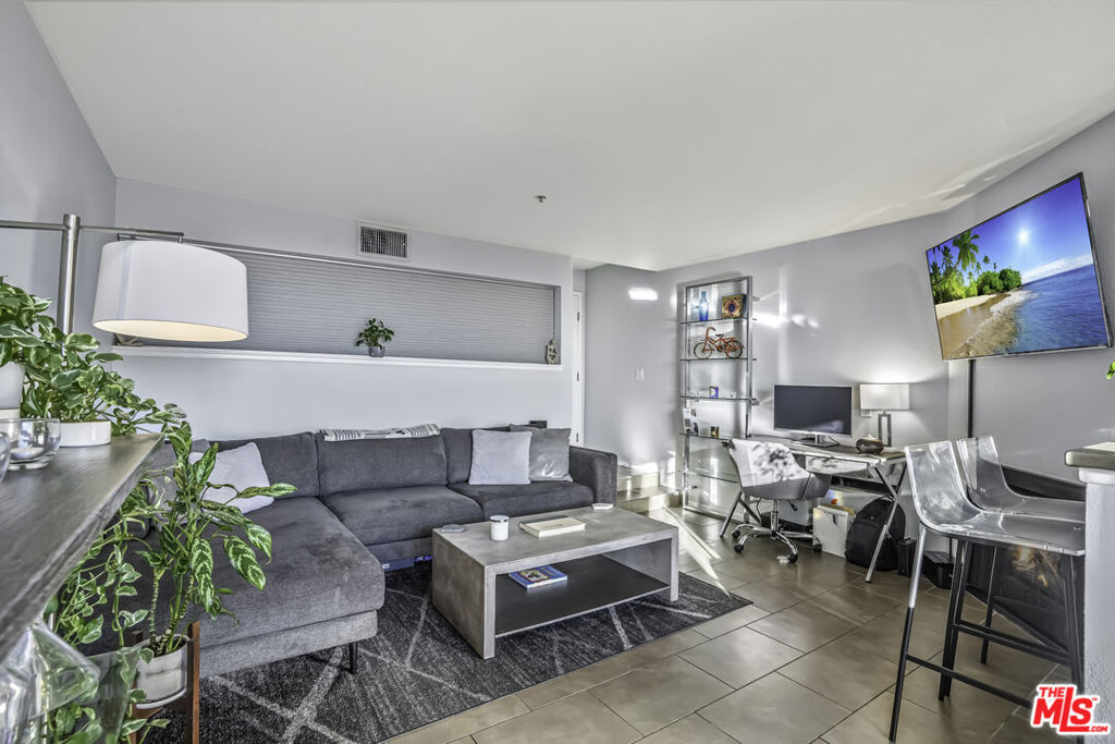 Residential for sale at 7320 Hawthorn Avenue 315, Los Angeles CA featuring 1 bed and 1 bath