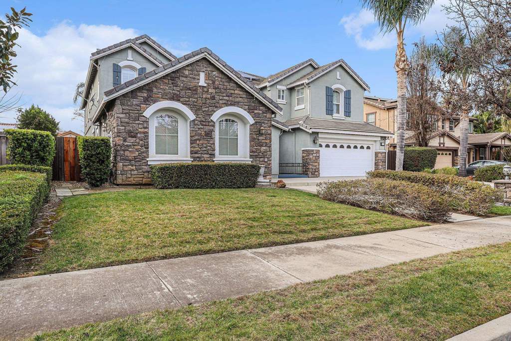 Residential for sale at 1820 1820 La Fonte Dr, Brentwood CA featuring 5 beds and 5 baths