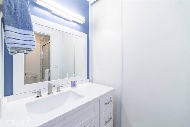 Residential for sale at 17092 Pacific Coast Hwy 204, Huntington Beach CA featuring 1 bed and 1 bath