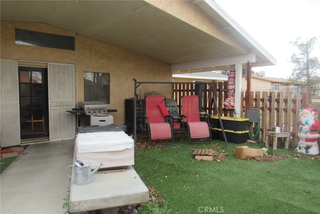 Active for sale at Apple Valley, CA, Apple Valley, CA CA and 2 baths
