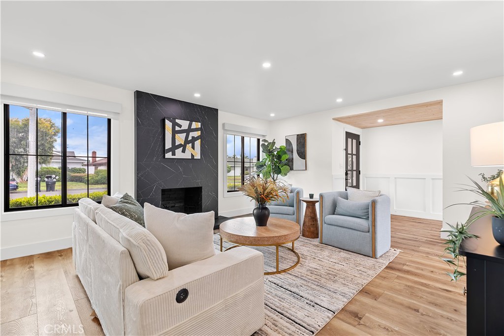 Residential for sale at 2779 E Lizbeth, Anaheim CA featuring 3 beds and 2 baths