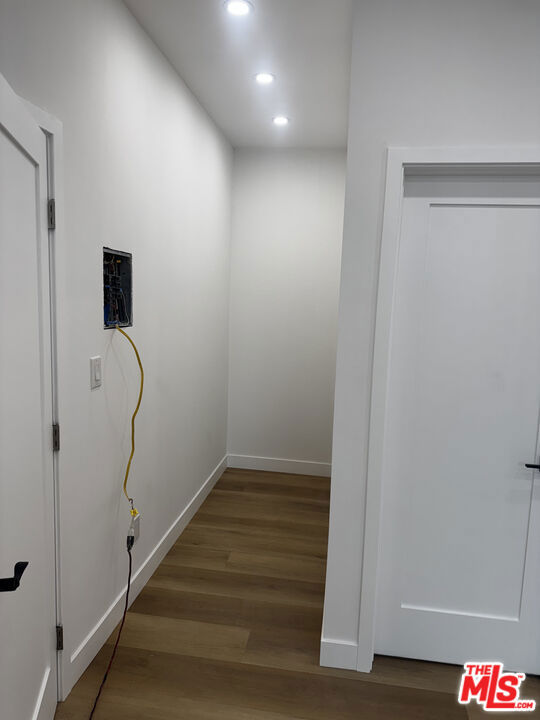 Residential Lease for rent at 1047 Irolo Street 201, Los Angeles, Los Angeles County CA and 1 bath