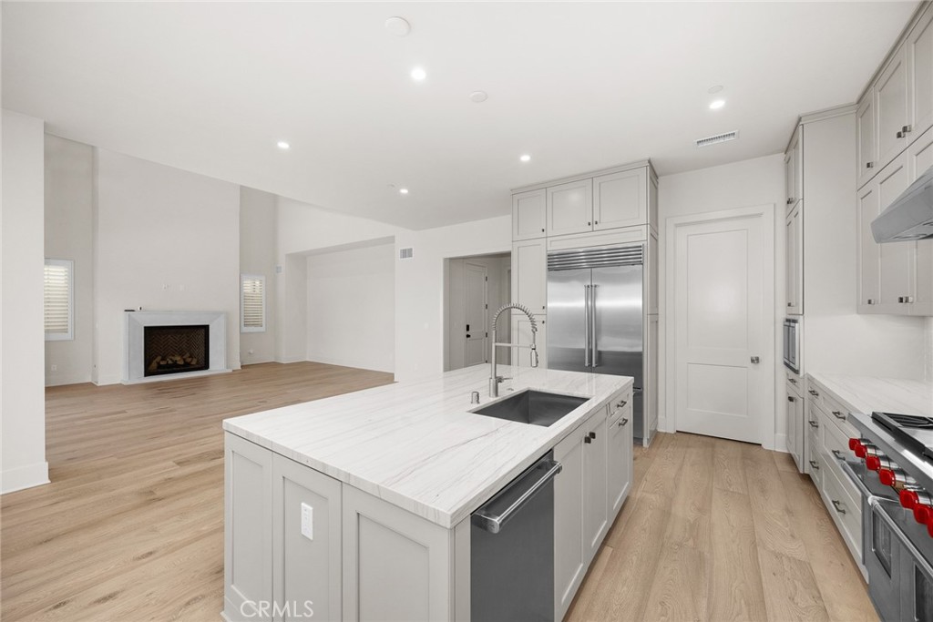 Residential for sale at 237 Pinnacle, Irvine CA featuring 4 beds and 5 baths