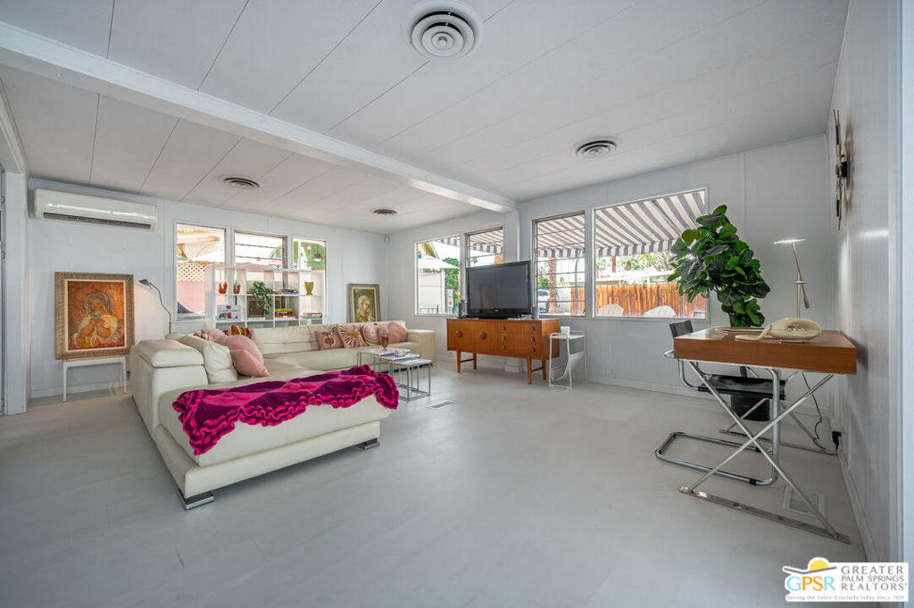 Manufactured In Park for sale at 70260 Highway 111 137, Rancho Mirage CA featuring 3 beds and 3 baths