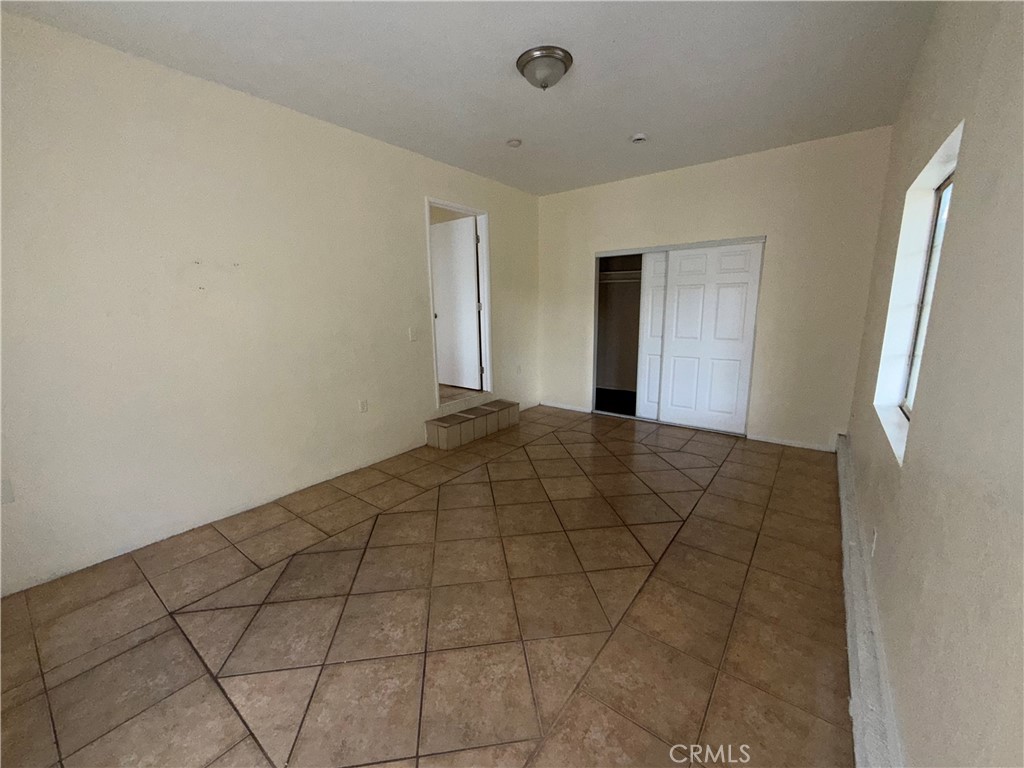 Residential Lease for rent at 6537 Scout, Bell Gardens CA featuring 2 beds and 1 bath