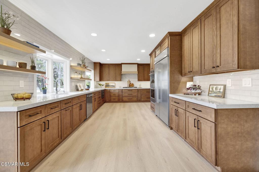 Residential for sale at 1154 La Jolla Drive, Thousand Oaks CA featuring 5 beds and 4 baths