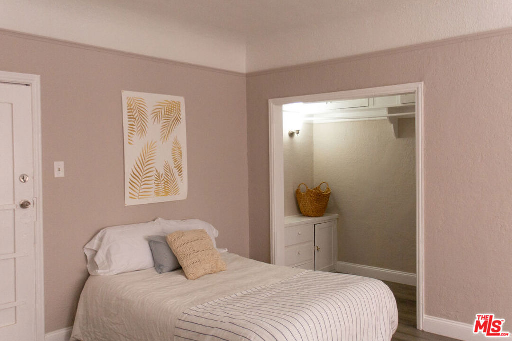 Residential Income for sale at 124 N Westmoreland Avenue, Los Angeles CA and 30 baths
