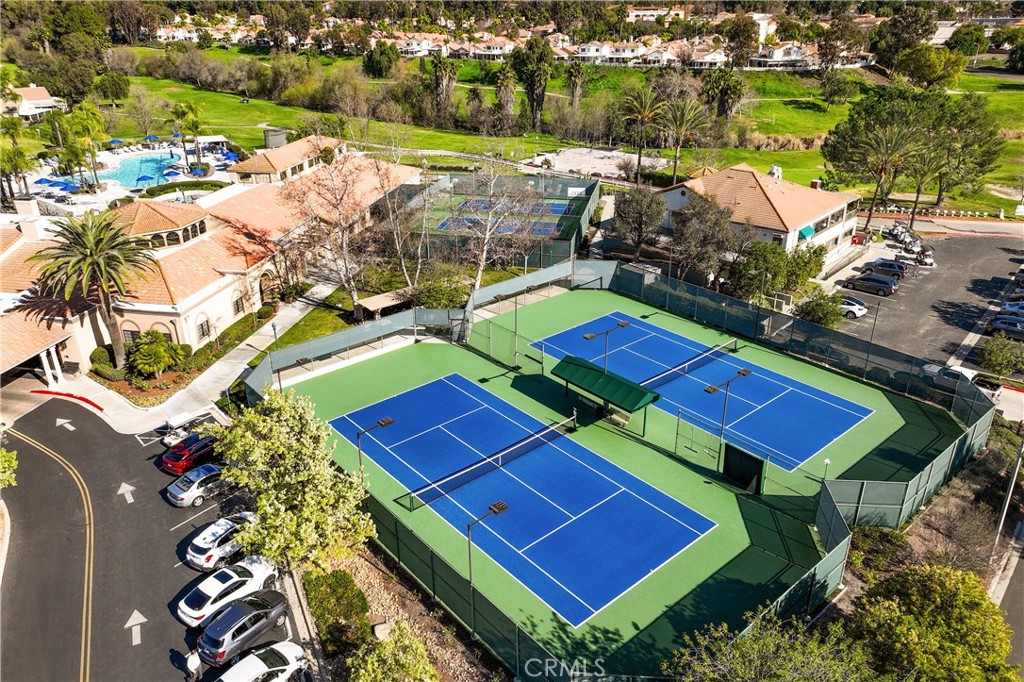 Residential for sale at 40465 Via Camposeco, Murrieta CA featuring 3 beds and 2 baths