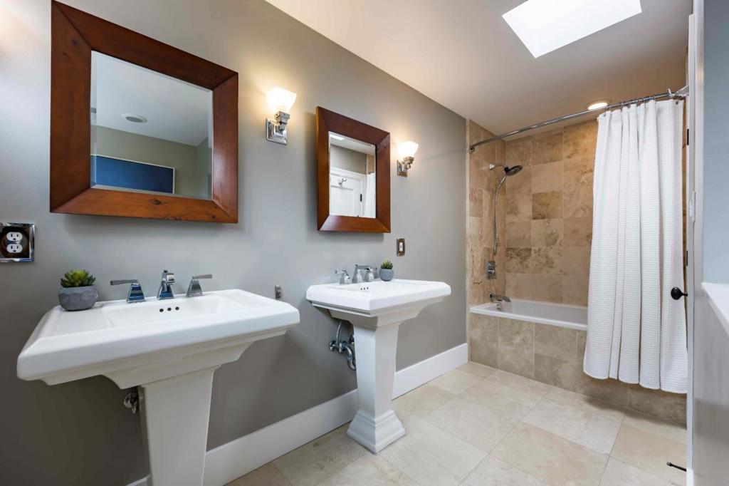 Residential for sale at 1701 Stone Pine Lane, Menlo Park CA featuring 2 beds and 3 baths