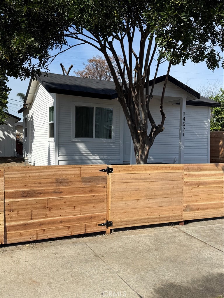 Residential for sale at 14521 Marilla, Norwalk CA featuring 2 beds and 1 bath