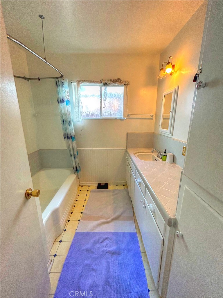 Residential Lease for rent at 139 W Mariposa, San Clemente CA featuring 3 beds and 2 baths