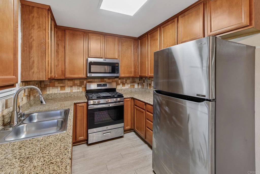 Residential for sale at 514 Calle Montecito 80, Oceanside CA featuring 2 beds and 2 baths