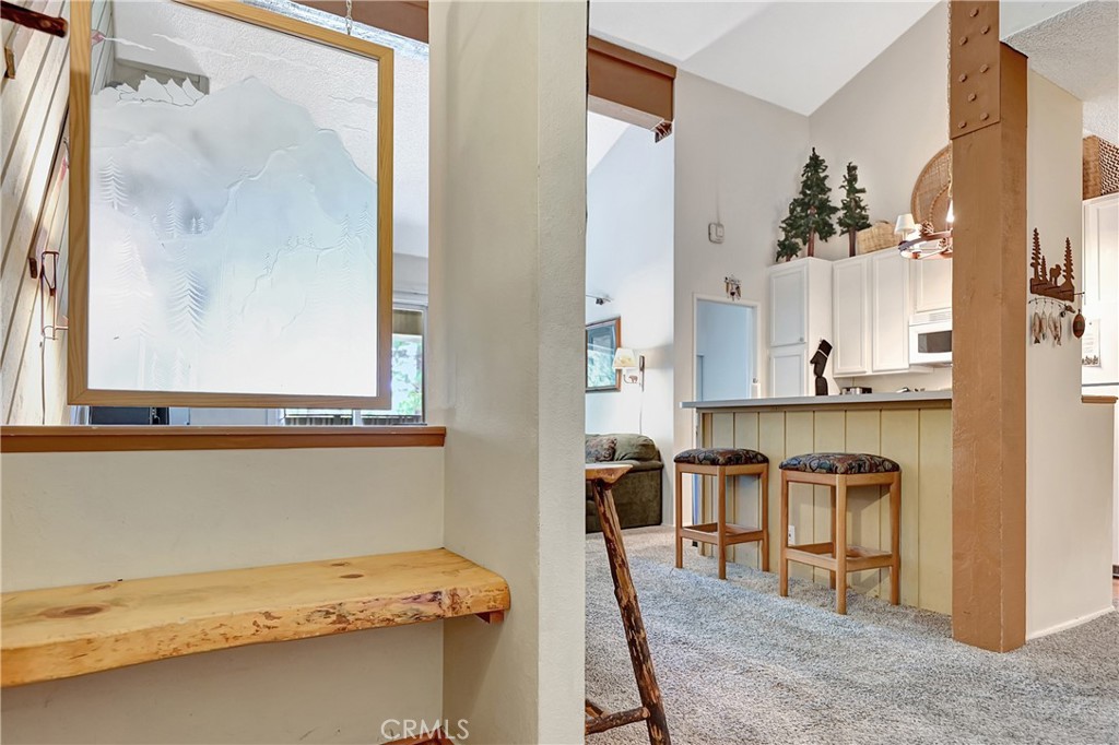 Residential for sale at 261 Lakeview 54, Mammoth Lakes CA featuring 1 bed and 3 baths