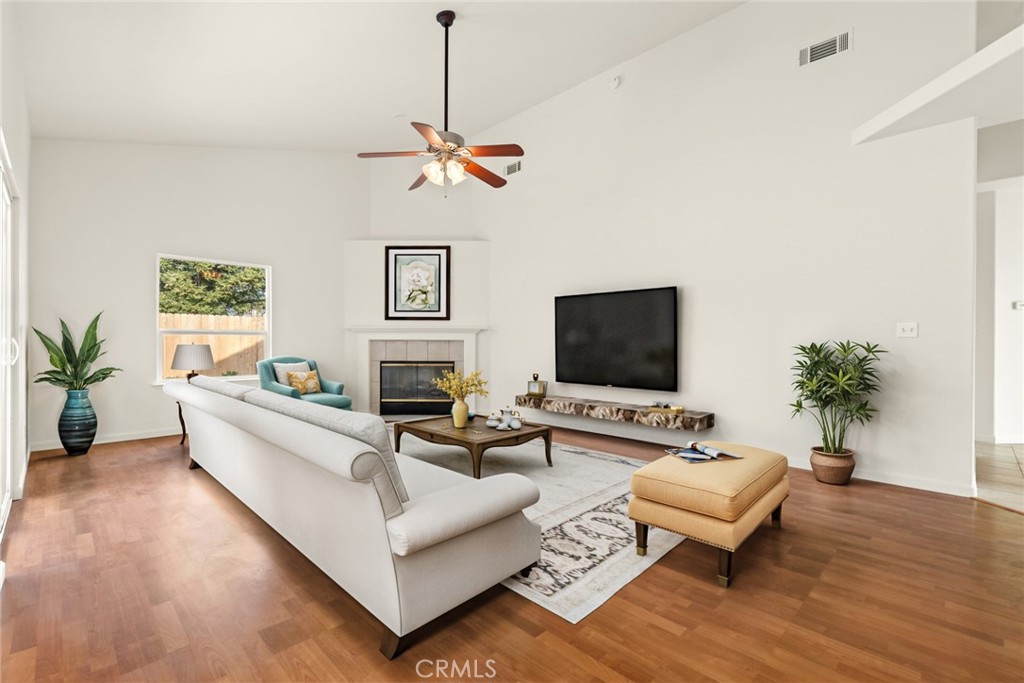 Residential for sale at 338 Royal Glen, Chico CA featuring 3 beds and 2 baths