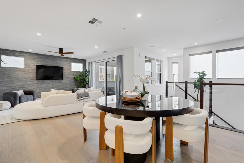 Active for sale at Santa Clara, CA, Santa Clara, CA CA and 5 baths