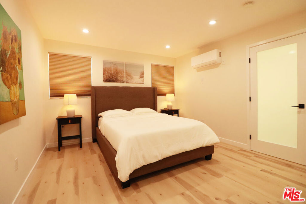 Residential Lease for rent at 9024 Phyllis Avenue D, West Hollywood CA featuring 1 bed and 1 bath