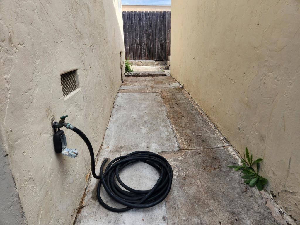 Residential for sale at 4095 ESTRELLA AVENUE, San Diego CA featuring 2 beds and 1 bath