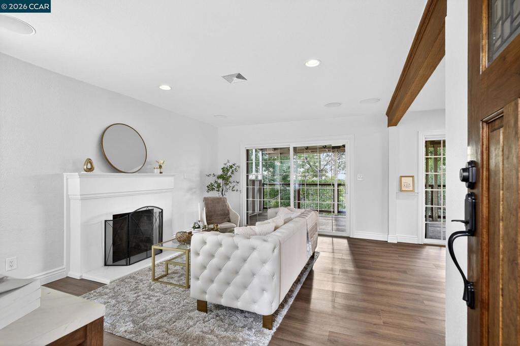 Residential Income for sale at 7333 7333 Sunkist Dr, Oakland CA