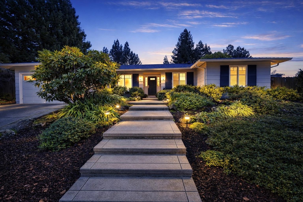 Residential for sale at 372 372 Borica Dr, Danville CA featuring 4 beds and 3 baths