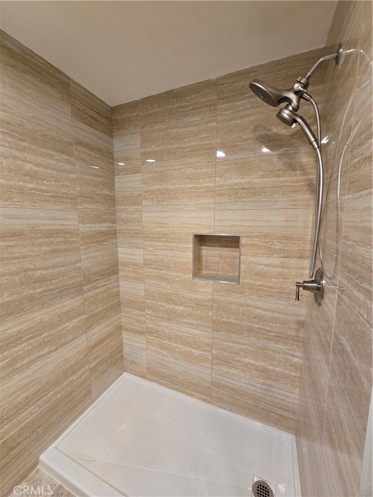 Residential Lease for rent at 407 Pleasant Hill, Sierra Madre CA and 1 bath