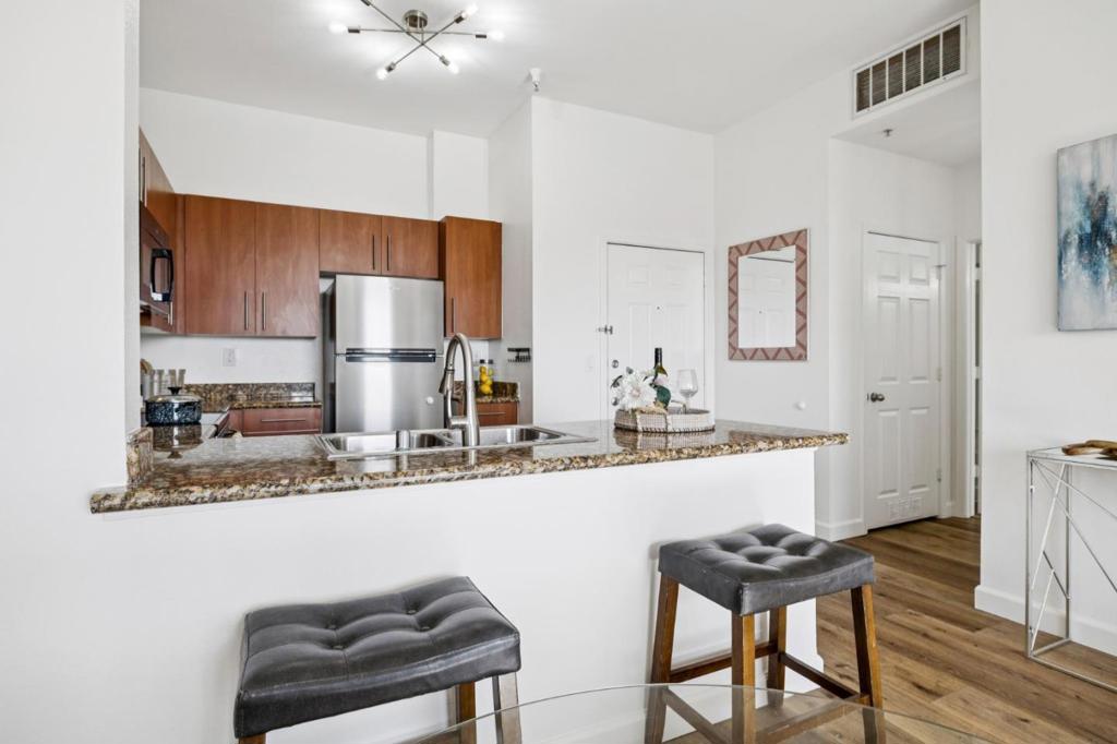 Residential for sale at 1060 S 3rd Street 311, San Jose CA featuring 1 bed and 1 bath