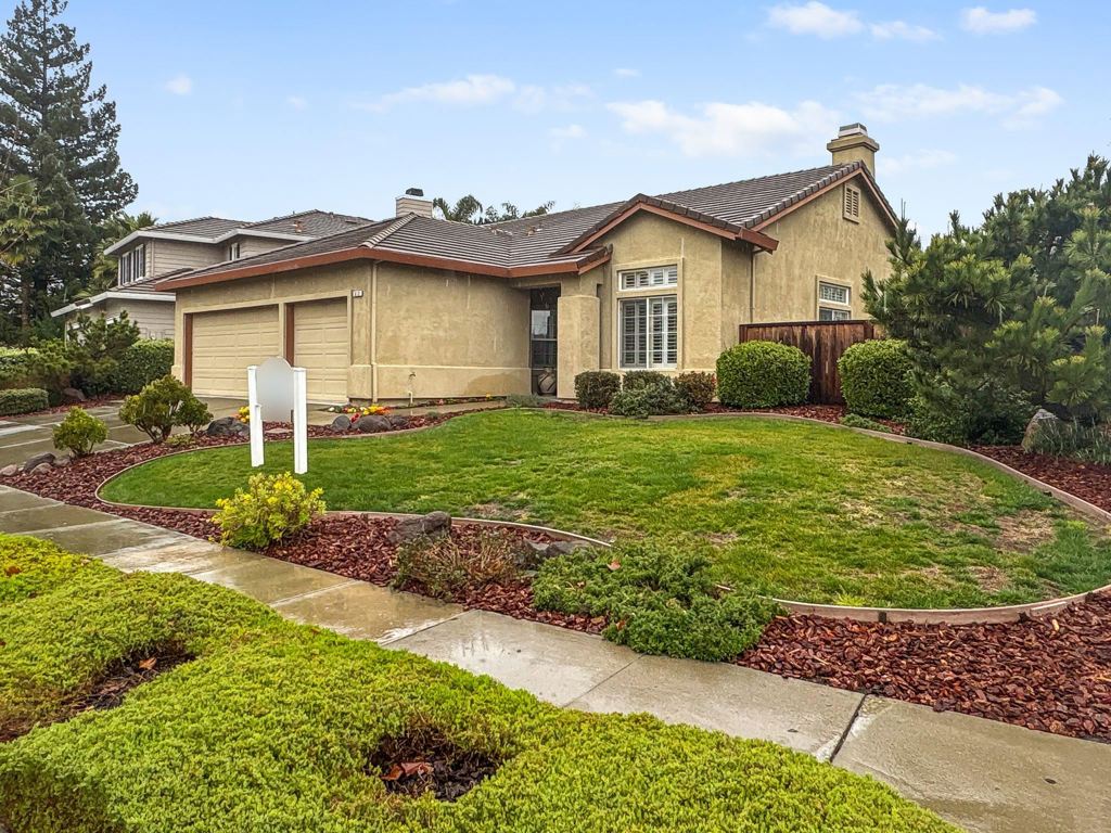 Residential for sale at 512 512 Red Rome Ln, Brentwood CA featuring 4 beds and 2 baths