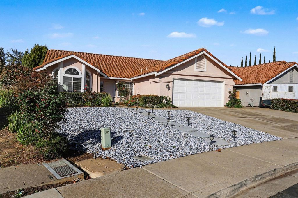 Residential for sale at 4509 4509 La Casa Ct, Oakley CA featuring 4 beds and 2 baths
