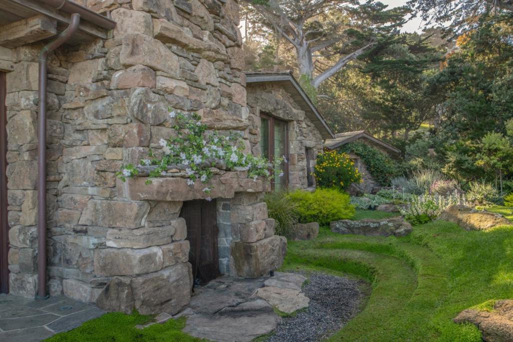 Residential for sale at Spindrift Road, Carmel CA featuring 13 beds and 17 baths