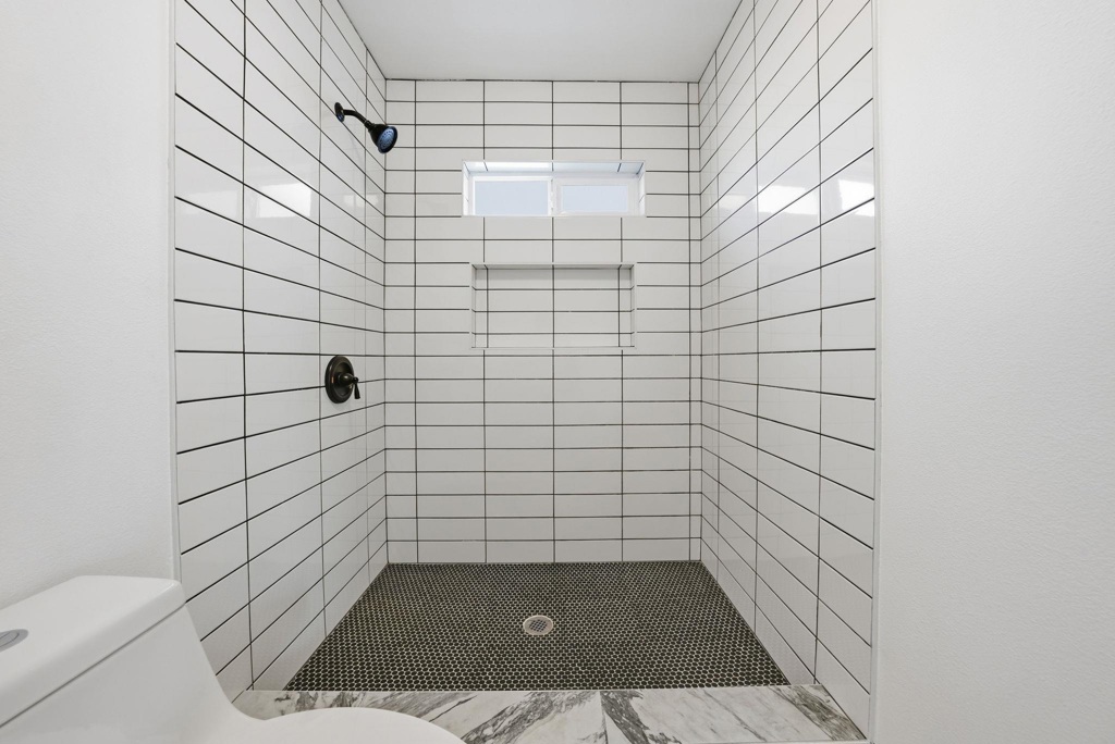 Residential for sale at 116 116 Mississippi St, Vallejo CA featuring 4 beds and 2 baths