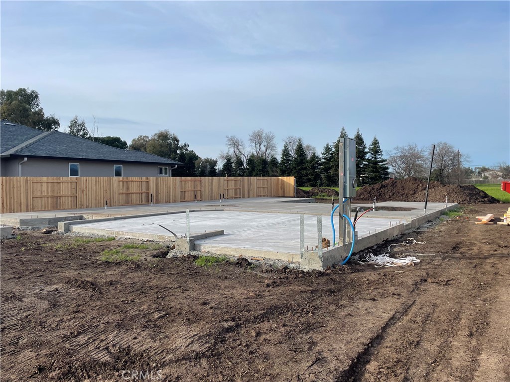 Residential for sale at 322 Ellingson Way, Chico CA featuring 3 beds and 2 baths