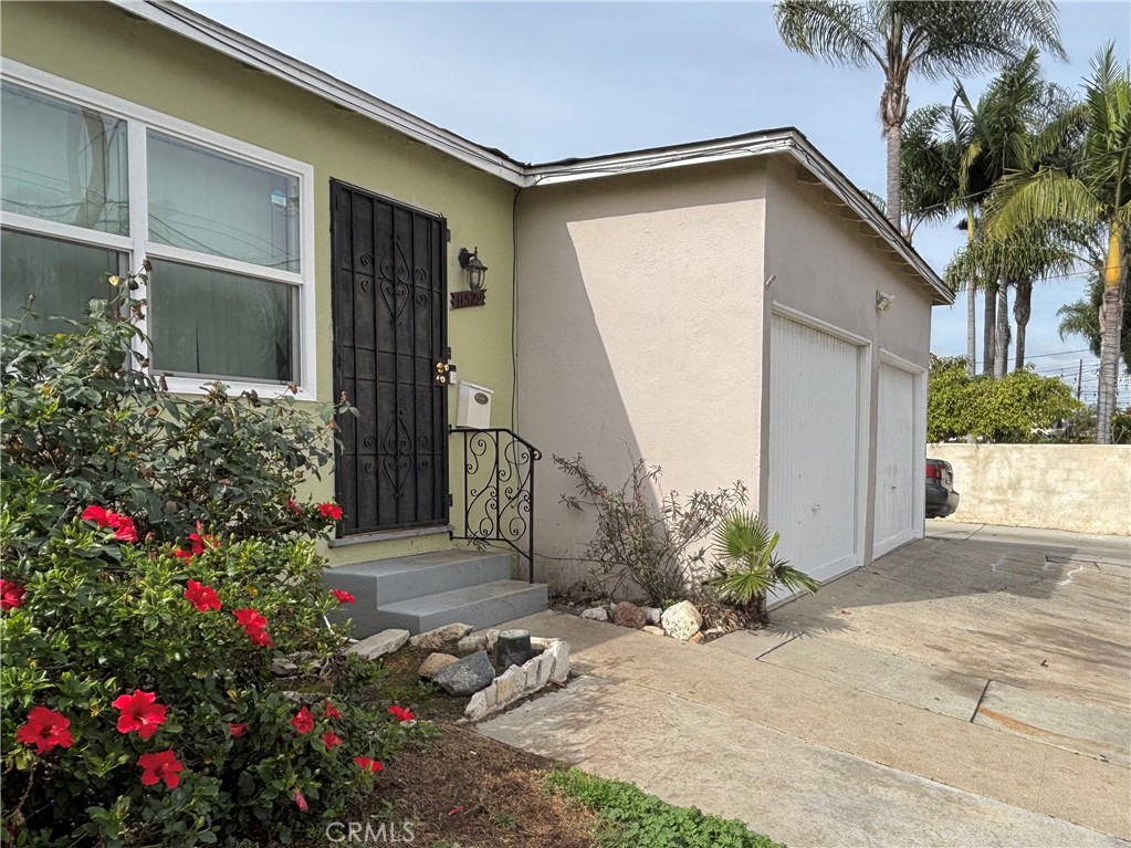 Residential Income for sale at 11533 Truro, Hawthorne CA